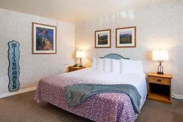 Hotelli Swiss Alps Inn