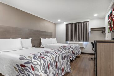 Motelli Red Roof Inn Suffolk