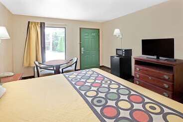 فندق على الطريق Super 8 By Wyndham Acworth/atlanta Area