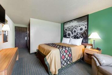 מוטל Super 8 By Wyndham Devils Lake