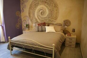 一軒屋 Affittacamere La Risacca