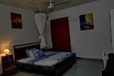 پانسیون Villa Tenko