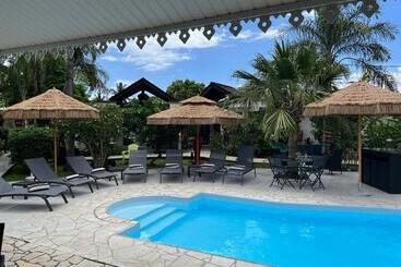 פנסיון Relais Fenua