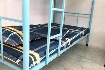 Hotel Spot On 812 Alolan Homestay  Hostel