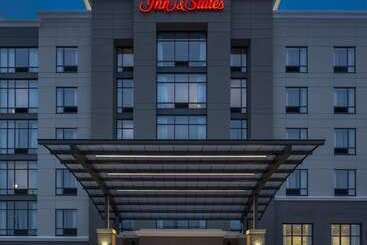 Отель Hampton Inn & Suites Newport/cincinnati