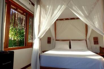 Пансион Luar Do Leão Bungalow