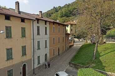 بنسيون Casa Olmi