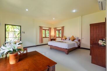 هتل Green Garden House