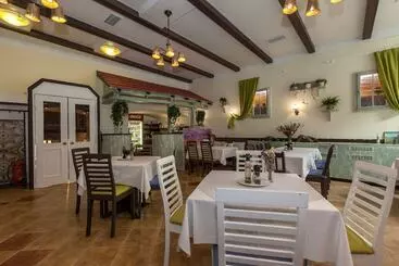 ペンション Penzion La Route