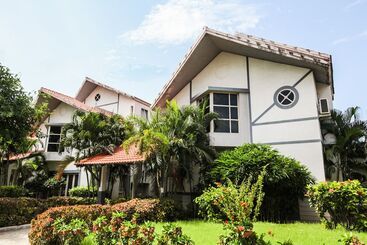 Hotelli Pheonix Inn By Oyo Rooms