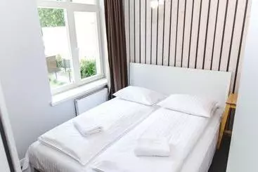 پانسیون The House