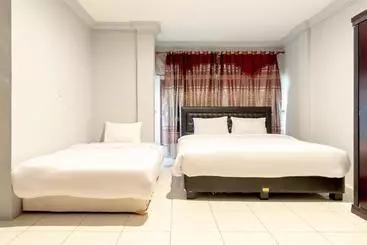 هتل Oyo 3278 Penginapan Alfajri