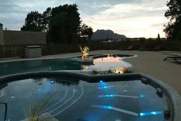 Hotel Camping Le Moulin Des Iscles