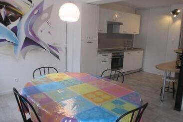 شقق خاصة سياحية Le Gîte Des Lumières Lunéville