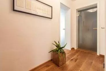 ツーリストアパートメント Wohnen Im Herzen Der Altstadt