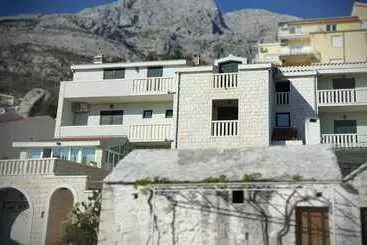 Turistlägenheter Apartments Villa Angela