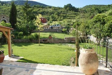 Bed and Breakfast Les Frejals