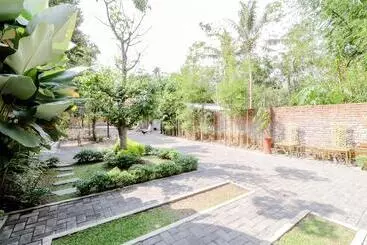 هتل D'hasinda Homestay