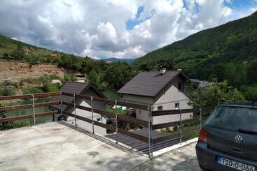 Bed and Breakfast Prenoćište Na Drini Foča