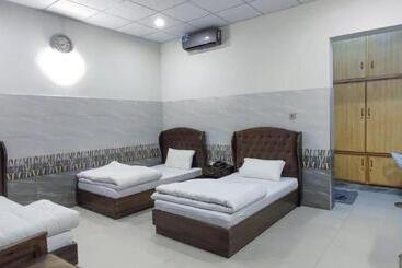 Pensió Swat Guest House