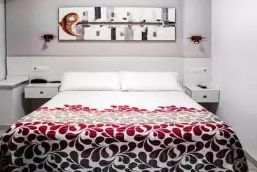 Hôtel (catégorie 1/2 *) Albero