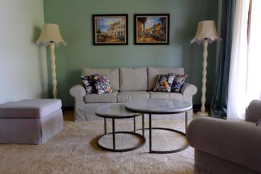 膳宿费 Mom's Corner