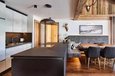 ペンション Das Goldners