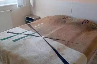 Motelli Kambarių Nuoma   šiauliai Saurida