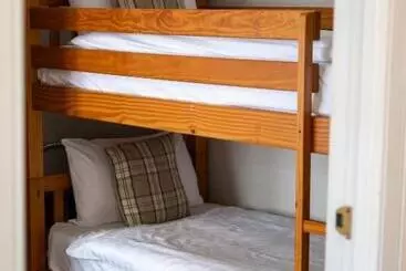 Отель Coolin View