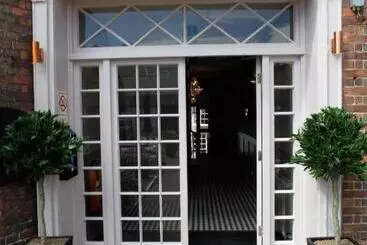 فندق Old Bull Inn