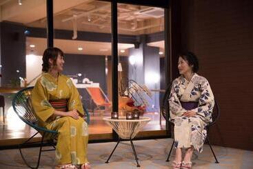 Guest Living Mu Nanki Shirahama Hostel