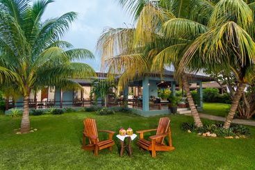 آپارتمان‌های توریست‌ها Beachnut, Rio Bueno, Jamaica Villas 3br