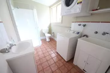 ツーリストアパートメント Mandys Cottage   7 Memorial Avenue South West Rocks