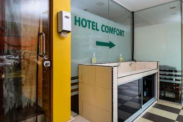 Comfort Hotel By Oyo Rooms