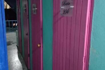 펜션 Milimar Hostal