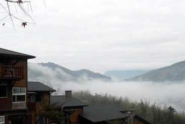 هتل Walk Cloud B&b