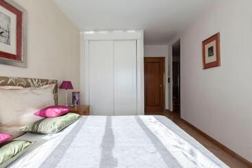 Modern B&b Somosaguas