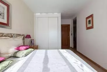 Modern B&b Somosaguas