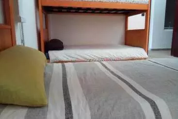Escuela De Surf Y Hostel Baldaio