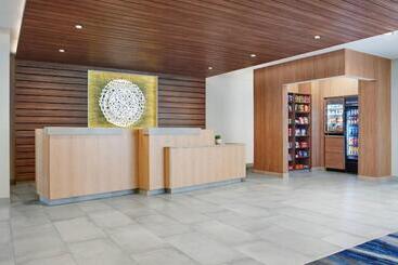 בית מלון כפרי Fairfield Inn & Suites By Marriott Lodi