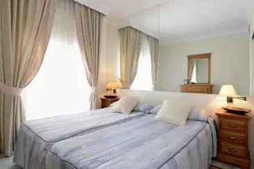 Huoneisto Club Jardines del Puerto