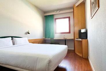 فندق Iris Guadalajara