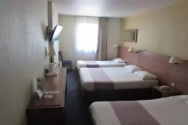 בית מלון כפרי Kyriad Marne La Vallee Torcy