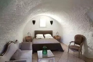 Aamiaismajoitus (B&B) L Aghjalle