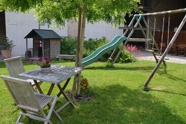 פנסיון Les Celestines