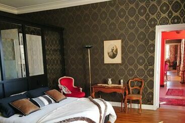 Pension Manoir De Conjon