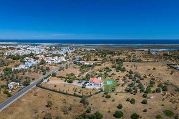 Vila Fuzeta Bed & Breakfast