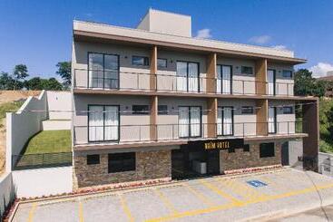 Hotel Naim