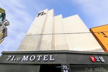 71 Street Motel
