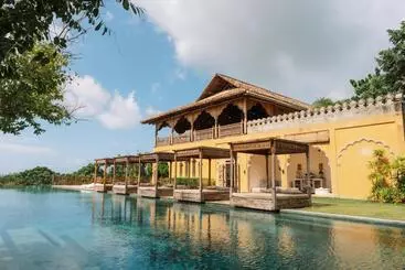 Resort Malabar Hill